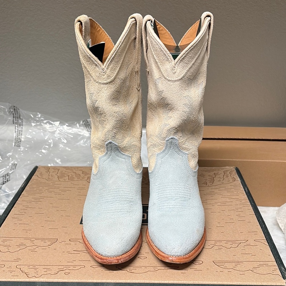 Tecovas Two-Tone Western Boots - Cream and Light Blue